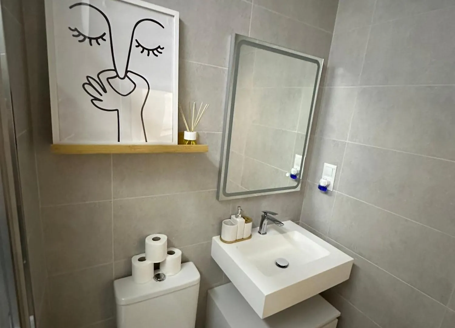 Apartamento Andalucia 33 Izquierda Málaga 0*,  España